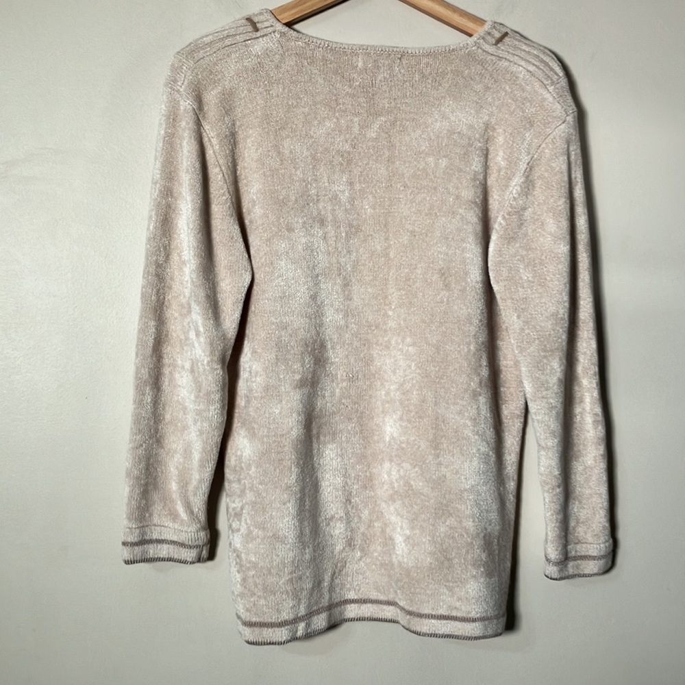 Vintage sweater chenille tan floral embroidery appliqué grandmacore - Picture 3 of 9